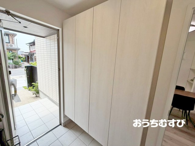 G-STYLE守山区下志段味(全7棟)の玄関