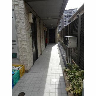 【エントランス】