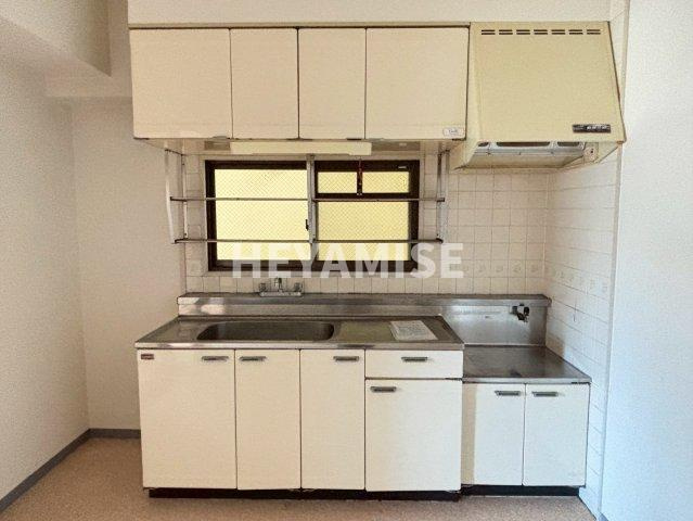 キャスティール五島町のキッチン|※同間取りの別の階のお部屋の画像です※現況を優先します