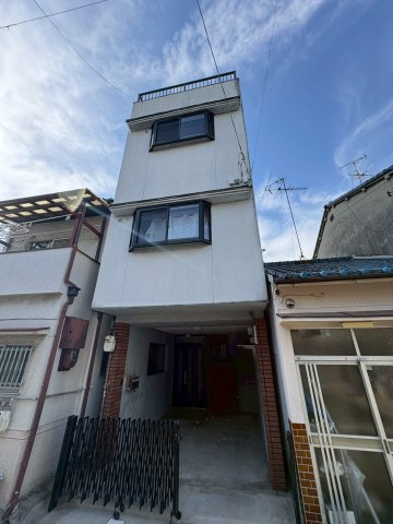 長瀬町1丁目貸家の外観