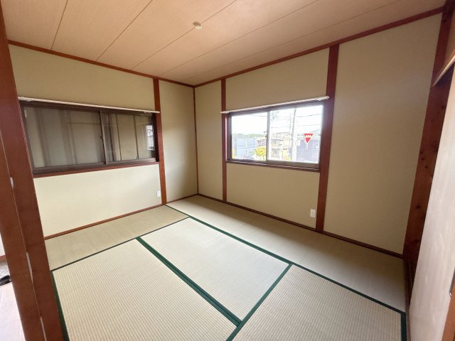 サンライズ寺本の和室