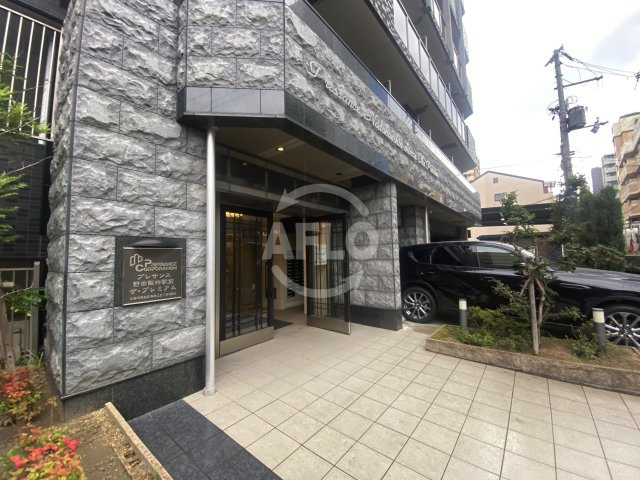 プレサンス野田阪神駅前ザ・プレミアムのエントランス|プレサンス野田阪神駅前ザ・プレミアム　エントランス