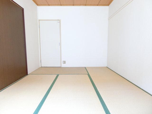 新栄プロパティー喜志Ⅰの和室