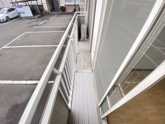 新栄プロパティー喜志Ⅰのバルコニー