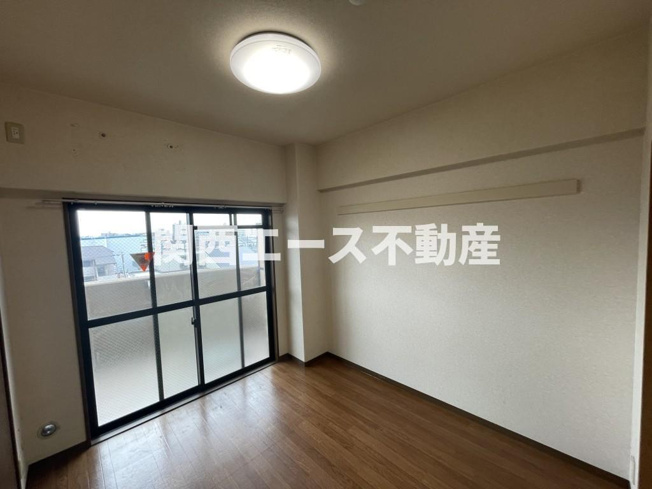 【寝室】 | シェモワ鶴見緑地
