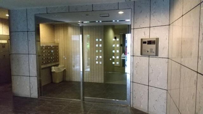 【エントランス】 | ドルチェ東京・八重洲通り |  