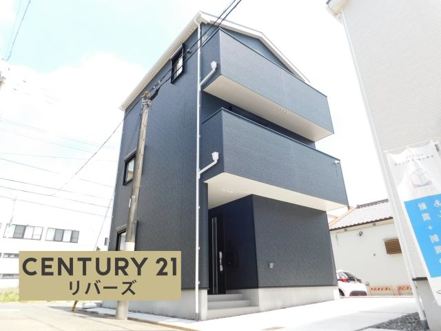 名古屋市瑞穂区鍵田町１丁目の新築一戸建の前面道路含む現地写真|◇１号棟◇　　いつでも見学出来ます♪（お問合せ当日、平日、水曜、夜間でもＯＫ）　地下鉄桜通線＆名城線「新瑞橋」駅徒歩７分！　小学校２８０ｍ♪　角地！　ＬＤＫ１７．６帖♪　防犯カメラやＥＶ車充電完備！