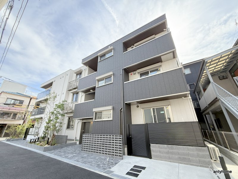クラシスト三津屋南の外観
