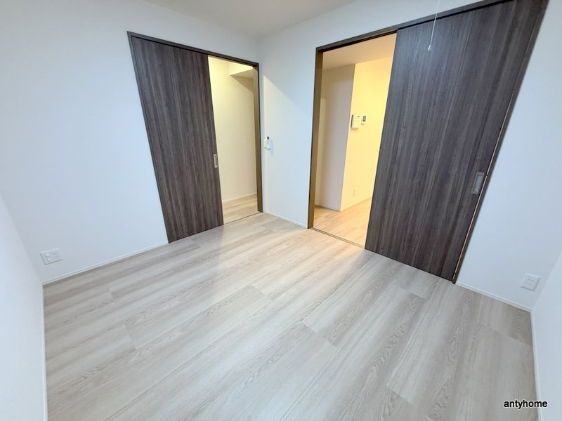 クラシスト三津屋南の寝室