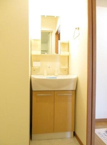 will Do松屋町の洗面所|will Do松屋町（ウィルドゥ松屋町）　独立洗面化粧台