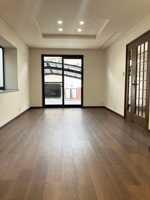 【居間・リビング】 | 南つつじヶ丘桜台三丁目 一戸建