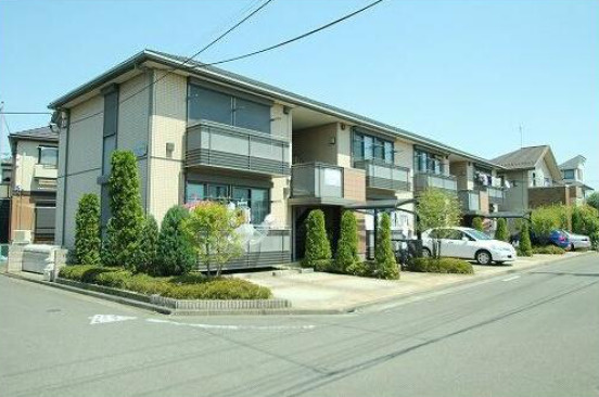 府中市住吉町３丁目のアパートの外観