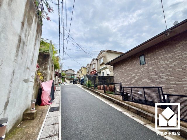 宇治市広野町丸山の前面道路含む現地写真