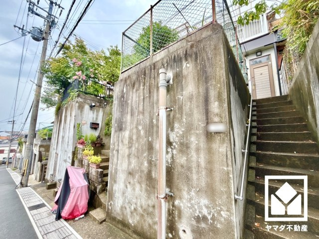 宇治市広野町丸山の外観