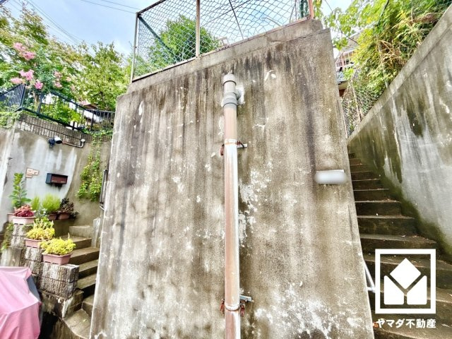宇治市広野町丸山の外観