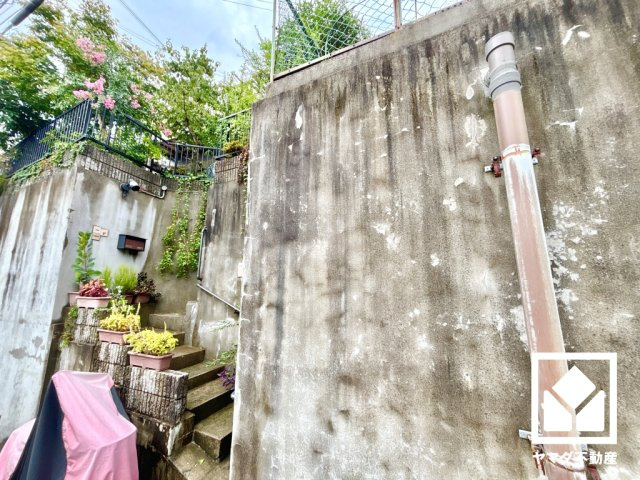 宇治市広野町丸山の外観