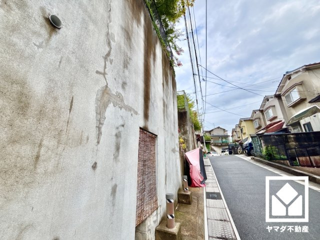 宇治市広野町丸山の外観