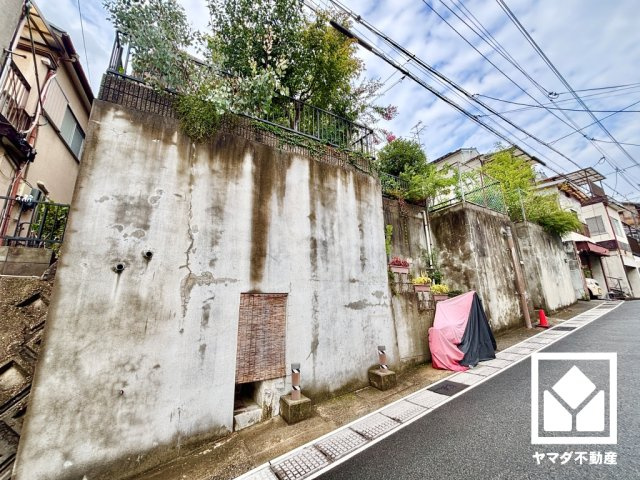宇治市広野町丸山の外観