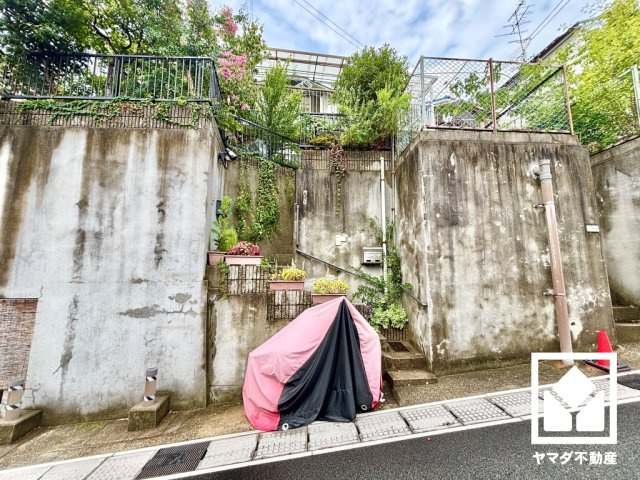 宇治市広野町丸山の外観