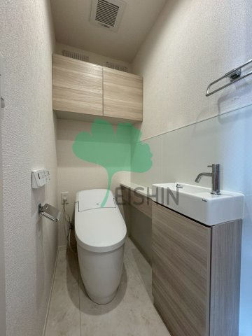 D-ROOM美野島のトイレ|清潔感のあるトイレです。