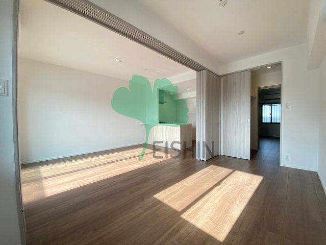 S-RESIDENCE博多駅南affordの居間・リビング