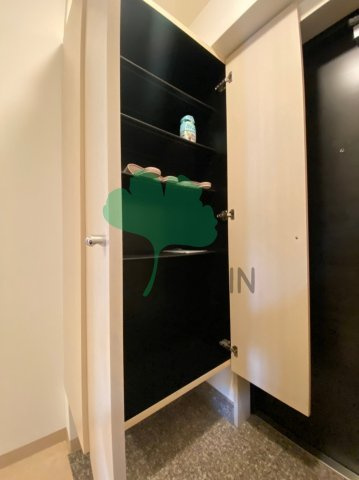 エムティースクエア吉塚駅前の玄関|下駄箱もしっかりついてます！