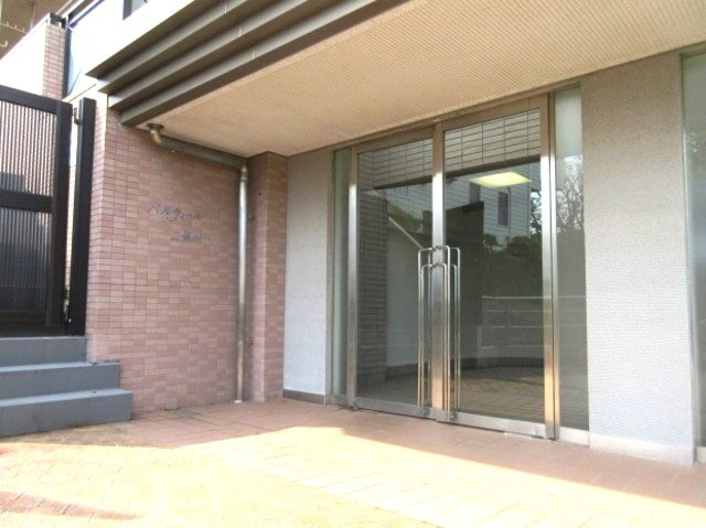 パルティール二俣川のエントランス|※現況優先