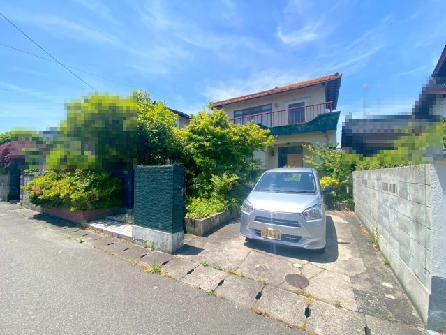 ■□陽田町売土地（上物有り）□■の外観|設計次第では約4台（車種制限あり）でも可能な敷地になります。