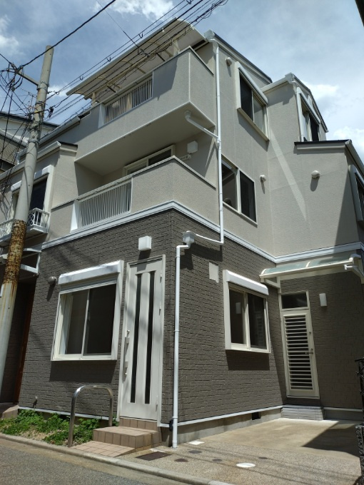 西宮市里中町2丁目　中古戸建