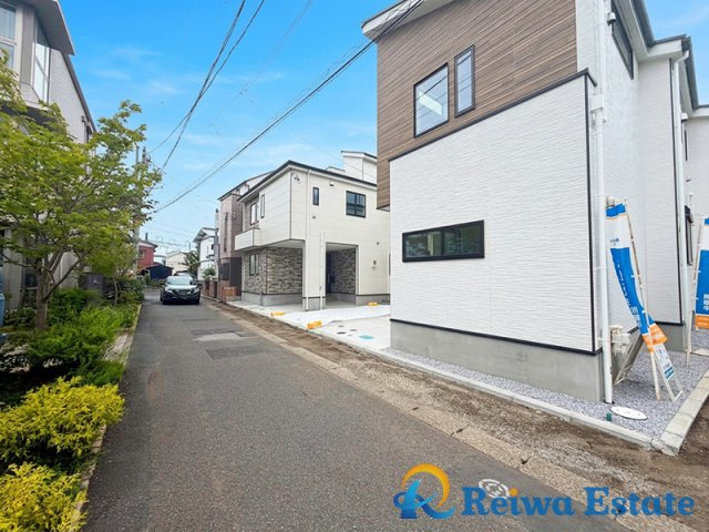 新築戸建　茅ヶ崎市十間坂2丁目の前面道路含む現地写真|周辺は閑静な住宅街で子育て世帯にオススメな住環境☆彡