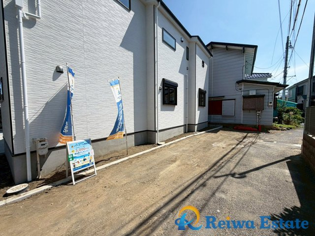 新築戸建　茅ヶ崎市十間坂2丁目の前面道路含む現地写真|閑静な住宅地でのびのび子育て環境♪