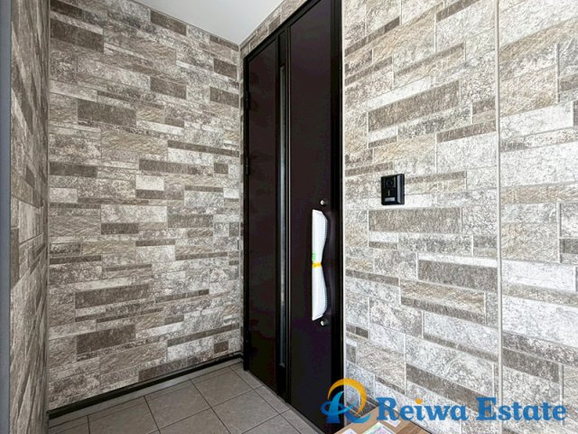 新築戸建　茅ヶ崎市十間坂2丁目の玄関|通勤・通学・お買い物にも便利な立地です♪