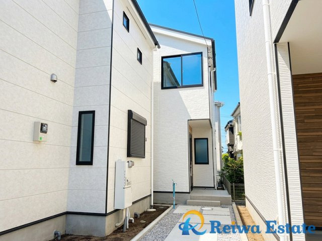 新築戸建　茅ヶ崎市十間坂2丁目　全3棟の外観|JR東海道本線「茅ケ崎」駅行のバス停3分！
