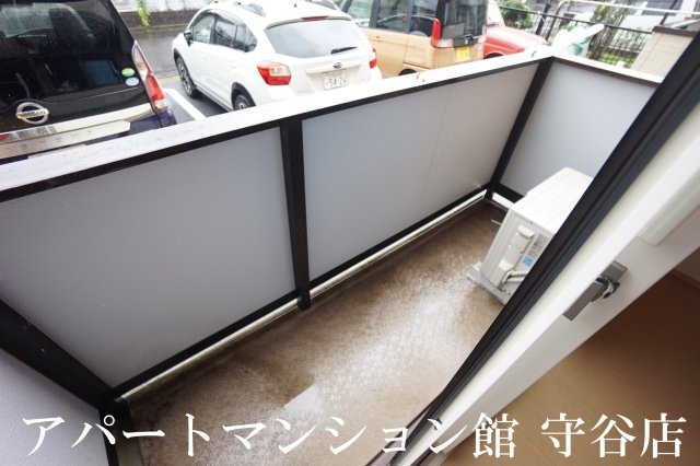 コーポファミーユのバルコニー