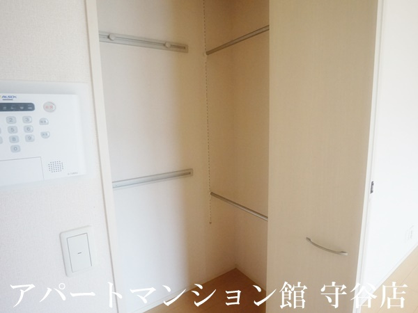 グランメゾン松ヶ丘Aの収納