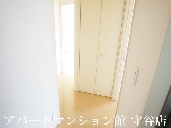 グランメゾン松ヶ丘Aの玄関
