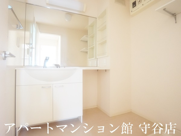 グランメゾン松ヶ丘Aの洗面所