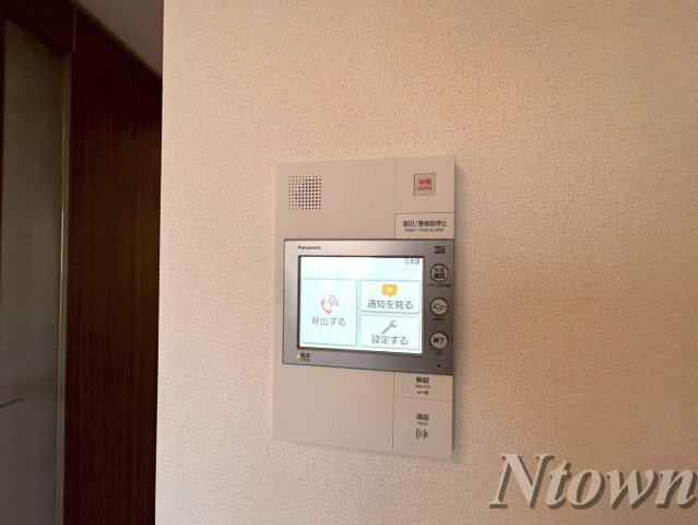 【設備】 | プレサンス鶴舞パーク＆ステーション | モニター付きインターフォンです。