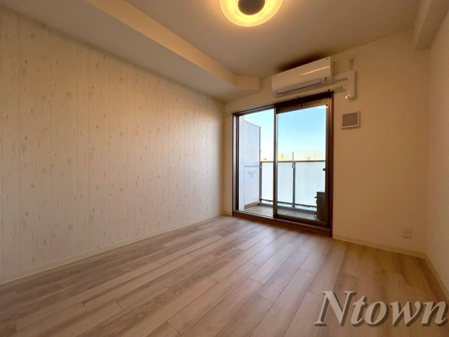 【居間・リビング】 | プレサンス鶴舞パーク＆ステーション | こちらの居間で趣味の時間をお楽しみください