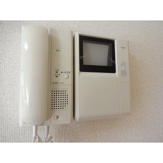 プレール・ドゥーク日暮里のセキュリティ|モニター付きインターホン