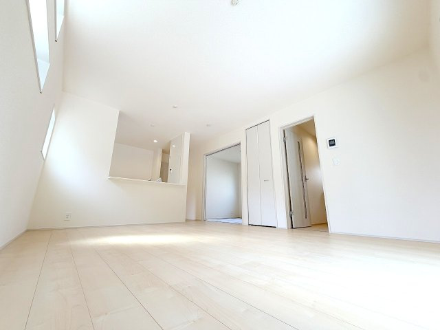 あきる野市上代継全１棟　新築戸建の居間・リビング