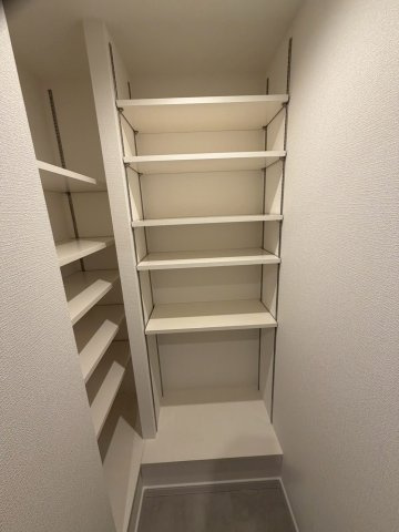 パシフィック文京マンションの収納|専用の収納スペースです