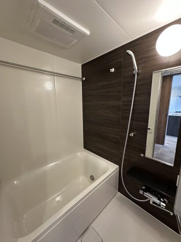 コンシェリア町屋の浴室