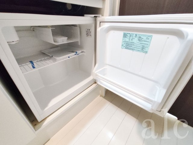 イル豊島園駅前の設備|キッチンの下にはミニ冷蔵庫
