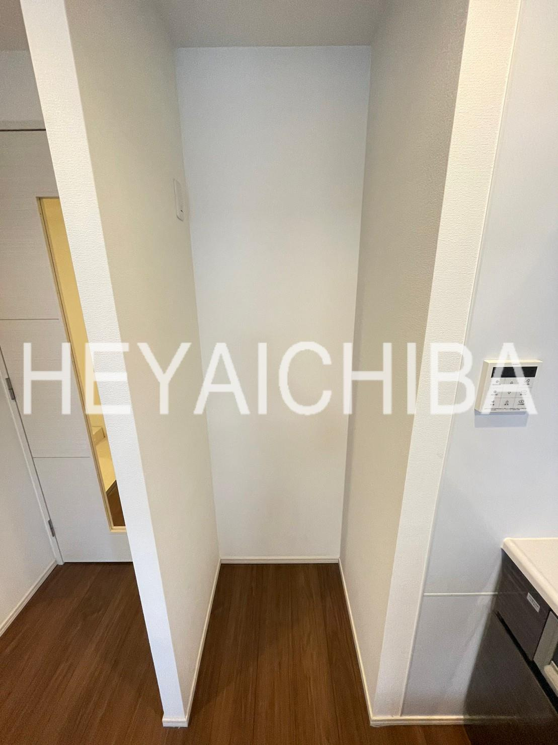 LEXE入谷(レグゼイリヤ)のキッチン|冷蔵庫置場