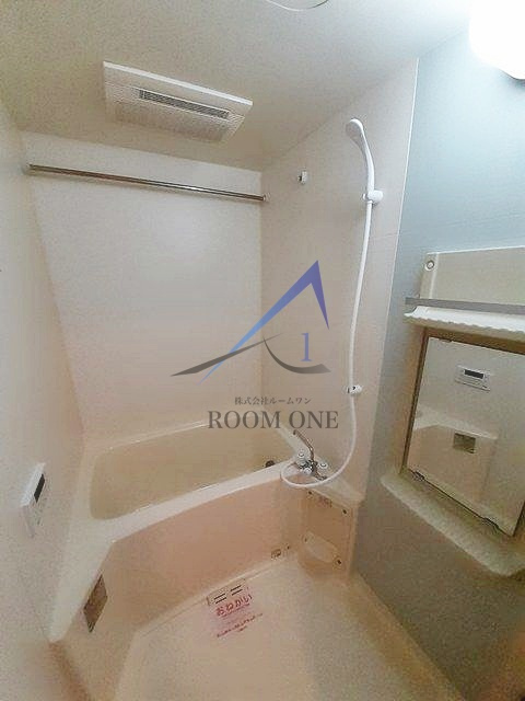 エテルノ武蔵小山の浴室|お風呂です。
