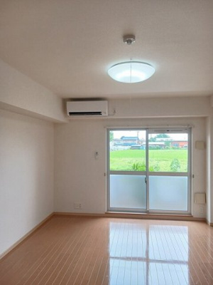 【居間・リビング】 | エタニティローズ
