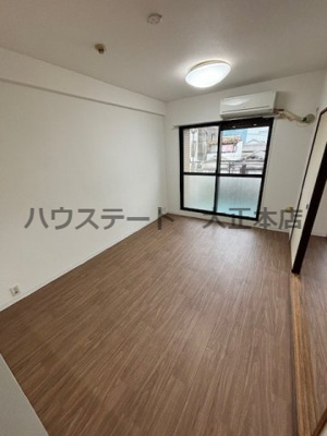 【居間・リビング】 | ファミリーハイツ九条 仲介手数料無料