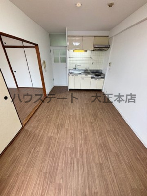 【居間・リビング】 | ファミリーハイツ九条 仲介手数料無料