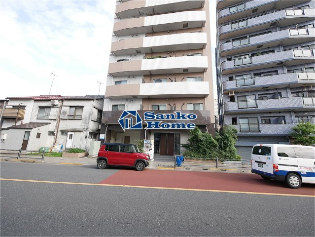 ＬＥＸＥ　東京　Ｅａｓｔ　ｉｄの外観